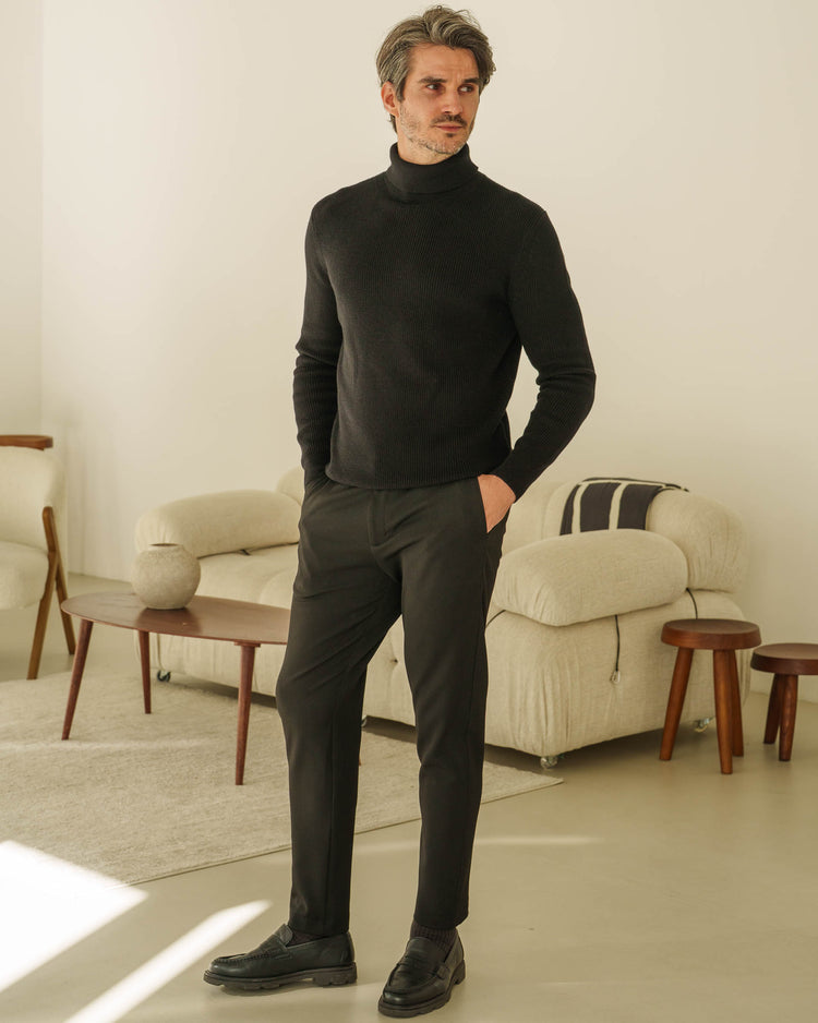 Rib Knit Turtleneck (Black)