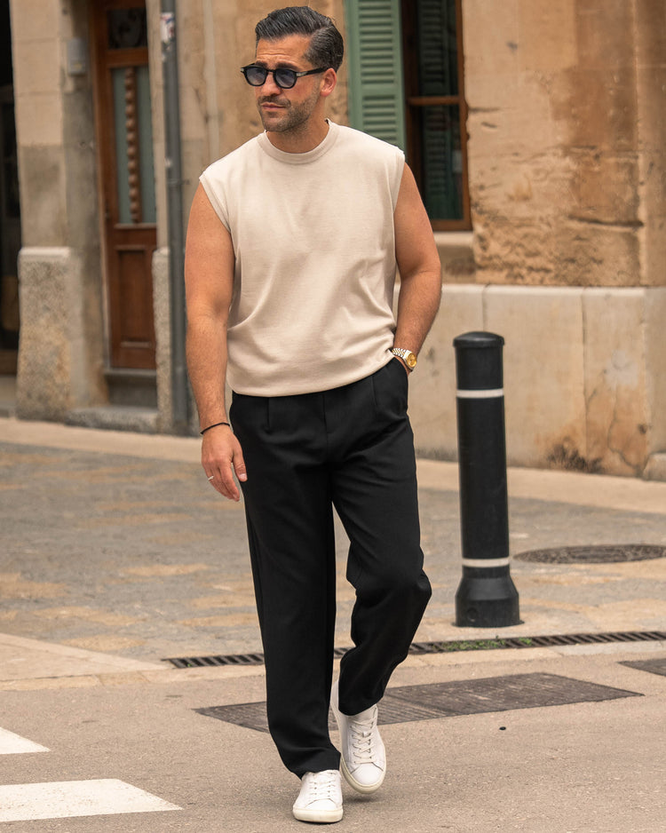 Sleeveless Knit Shirt (Taupe)