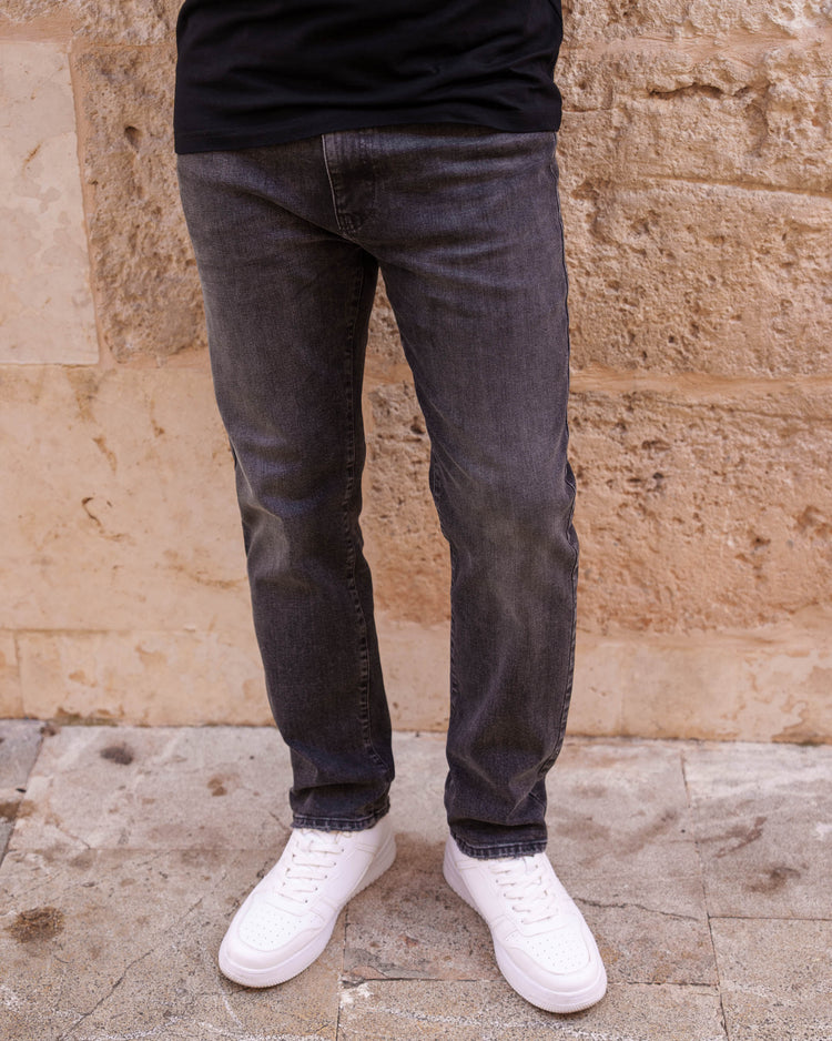 Essential Regular Fit Jeans (Dark Grey)