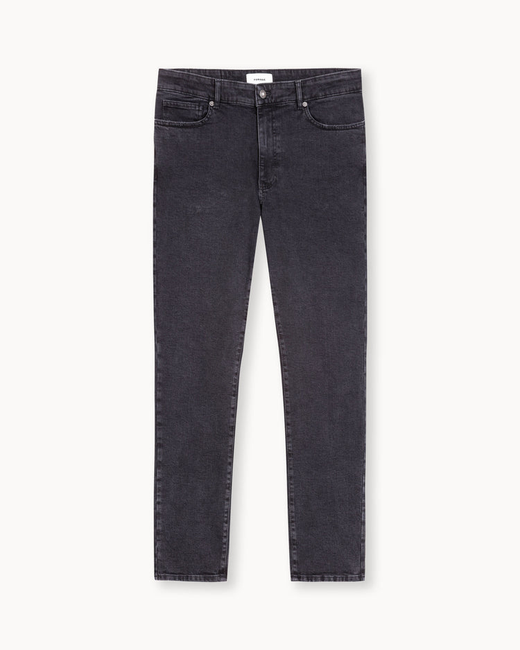 Essential Slim Fit Jeans (washed black)