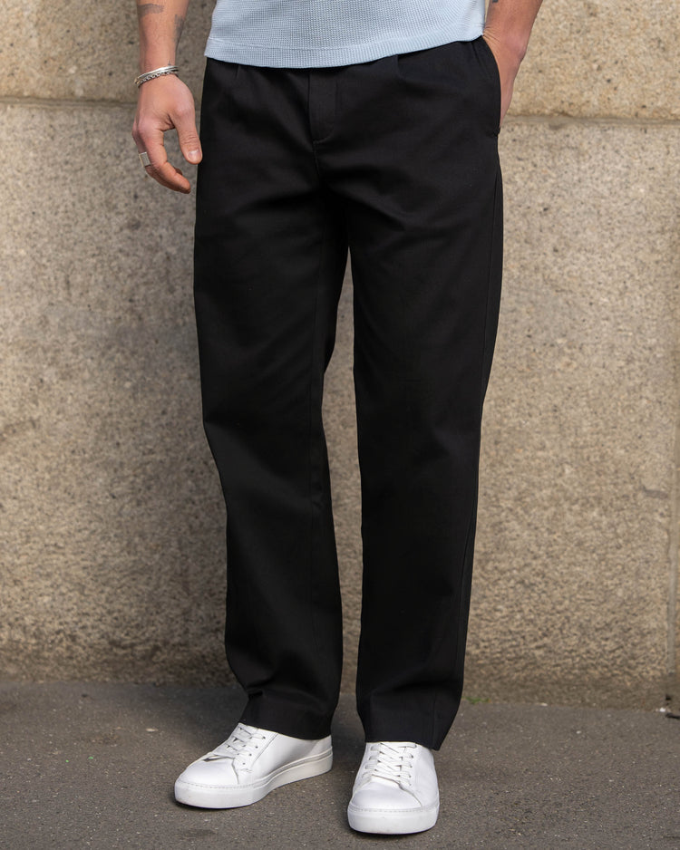 Chino Pants Regular Fit (Black)