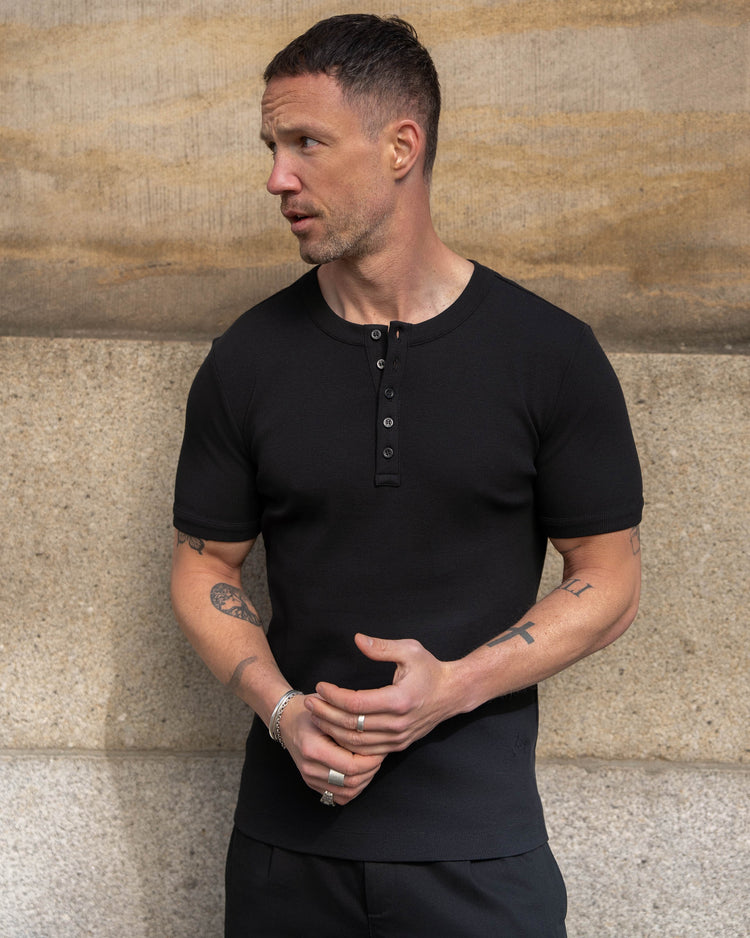 Fine Rib Henley T-Shirt (Black)