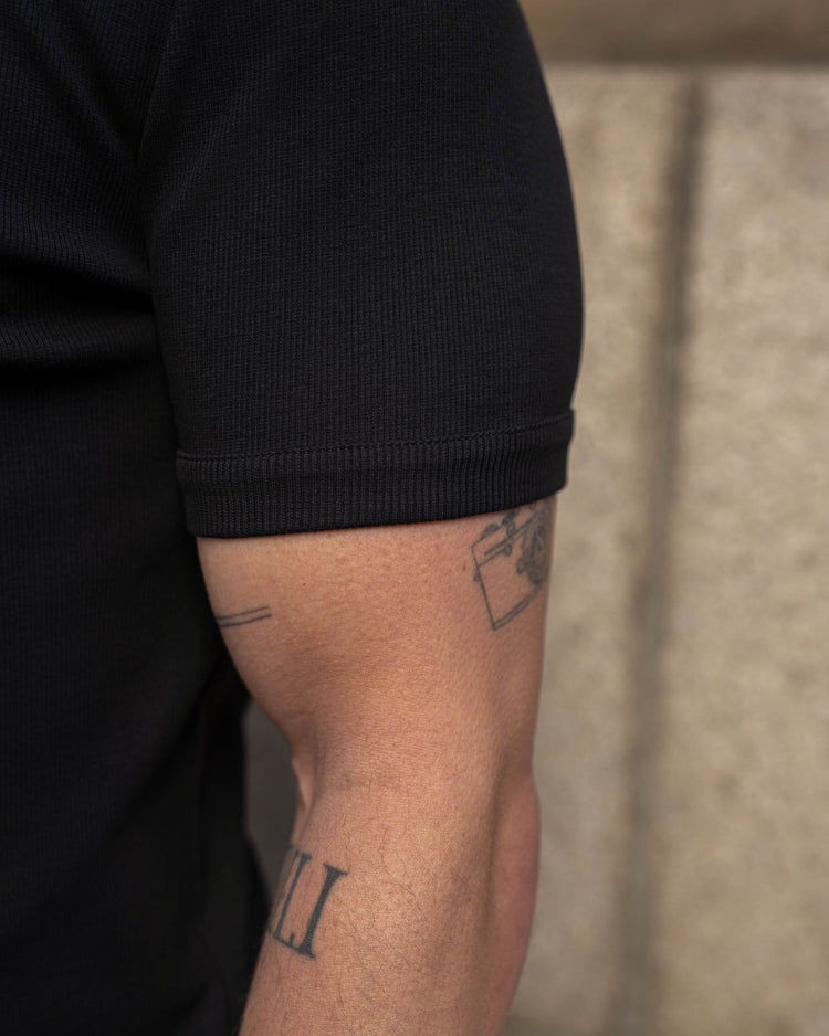 Fine Rib Henley T-Shirt (Black)