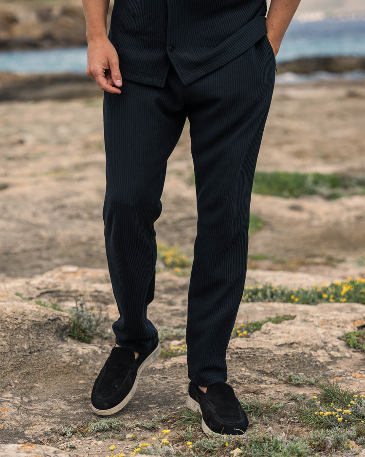 Plissee Set T-Shirt + Pants (Black)