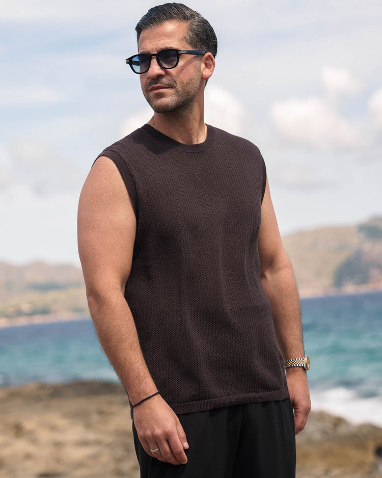 Mesh Knit Sleeveless Shirt (Brown)