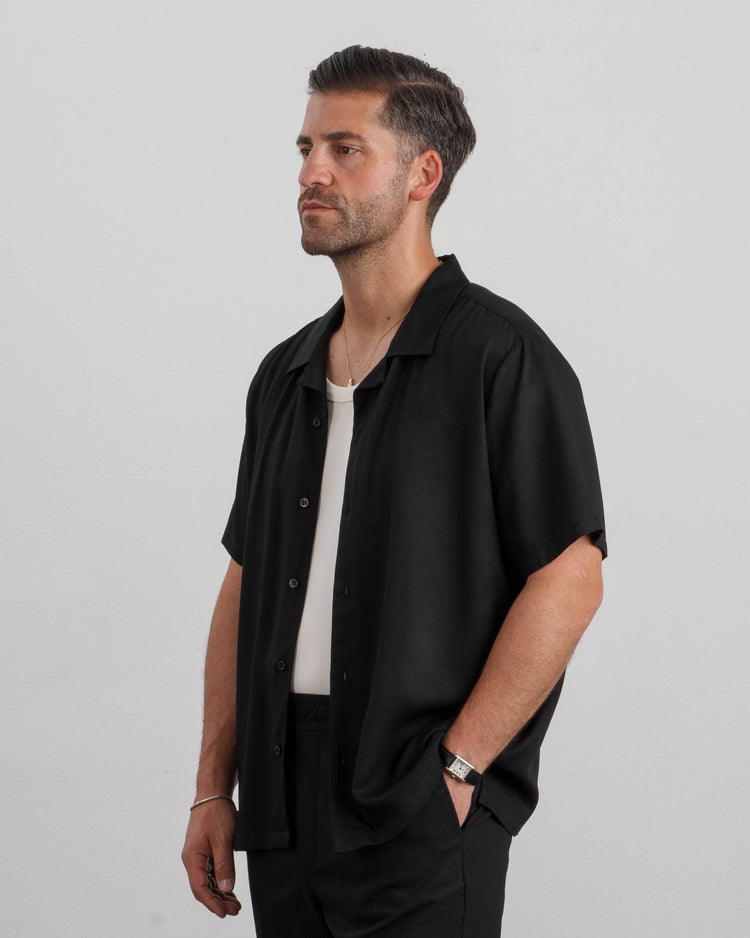 Resort Short Sleeve Shirt (black)