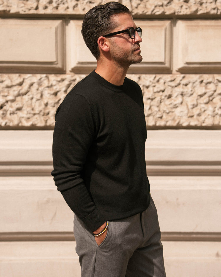 Merino Crewneck (Black)