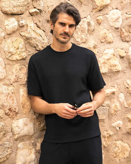 Plissee T-Shirt (Black)