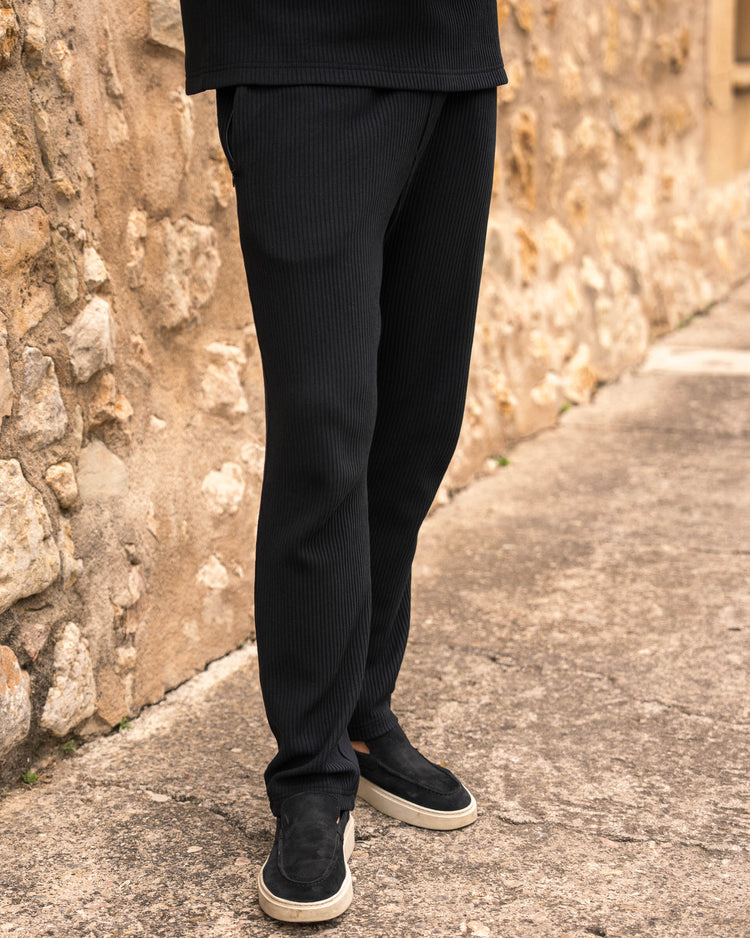 Plissee Set T-Shirt + Pants (Black)