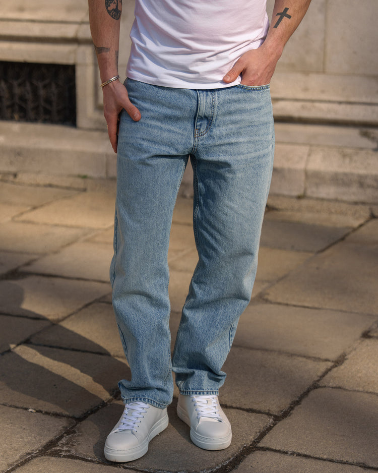 Essential Relaxed Fit Jeans (Light Blue)