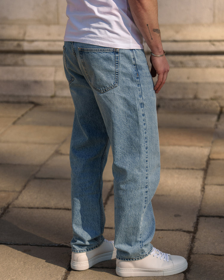 Essential Relaxed Fit Jeans (Light Blue)