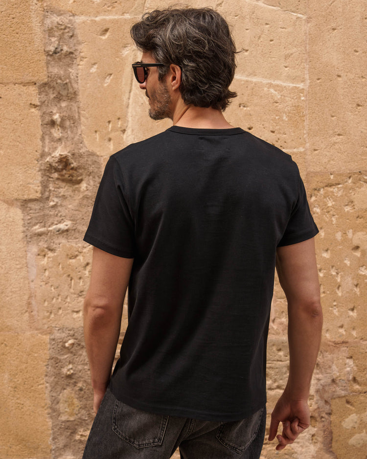 Coastline T-Shirt (Black)