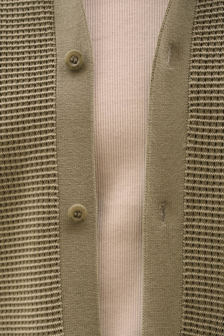 Mesh Knit Short Sleeve Shirt (Light Green)