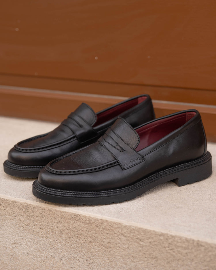 Leather Loafer (Black)