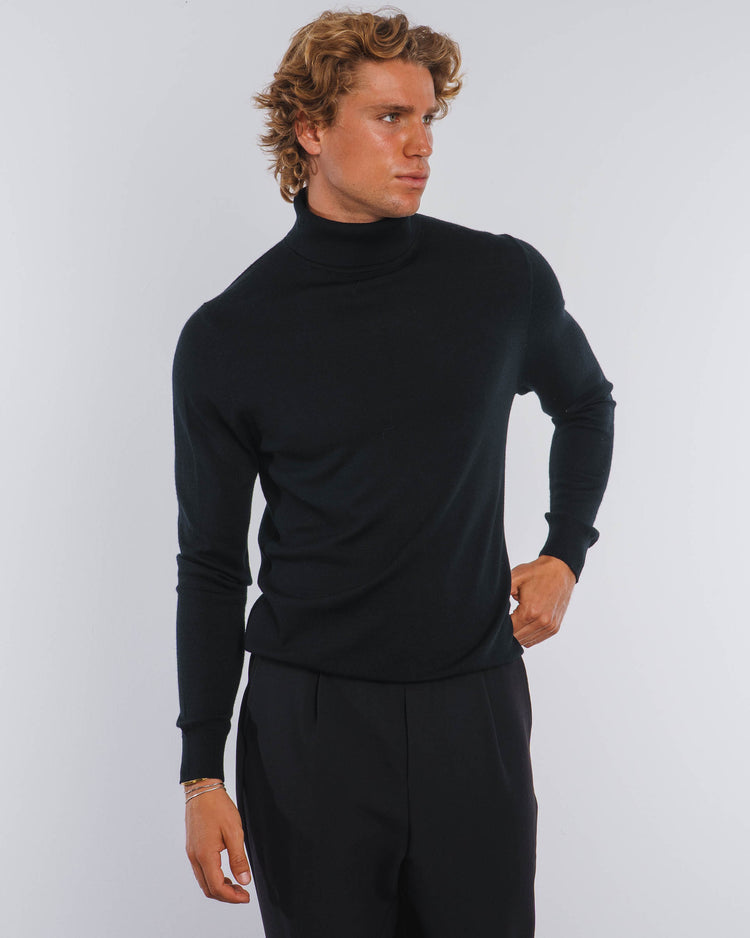 Merino Turtleneck (Black)
