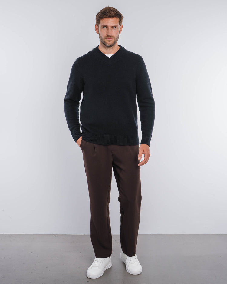 Wool Knit V-Neck (Black)
